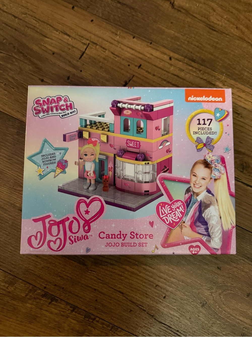 JoJo Siwa Pink and Purple Candy Store Snap & Switch Build Kit